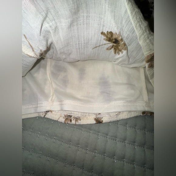 Altar'd State Cream Puff Sleeve Crop Blouse. Size Small. NWT - Picture 12 of 14